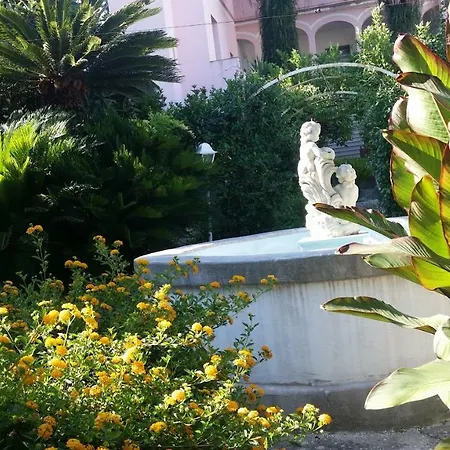 Casa Vacanza La Fiaba Trapani Exterior photo